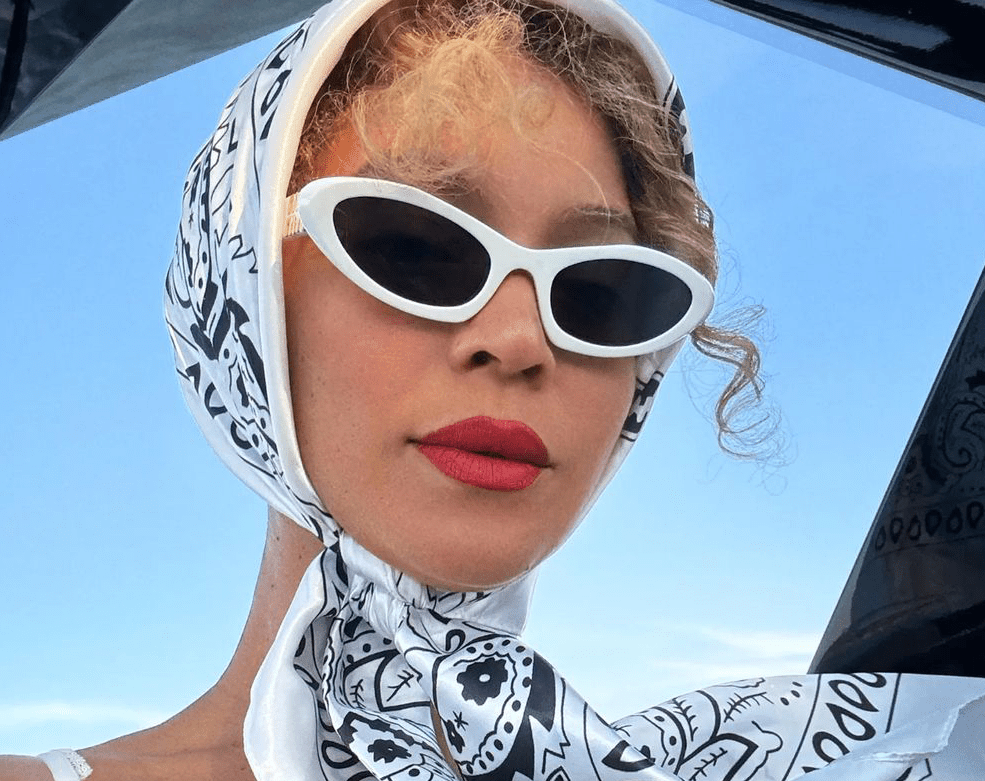 Beyonce wearing a hair kerchief.